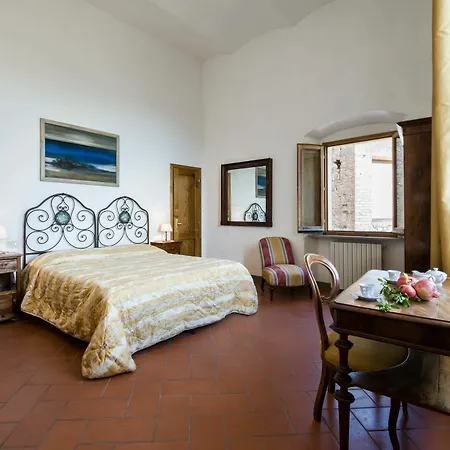 فيلة Palazzo Tortoli *